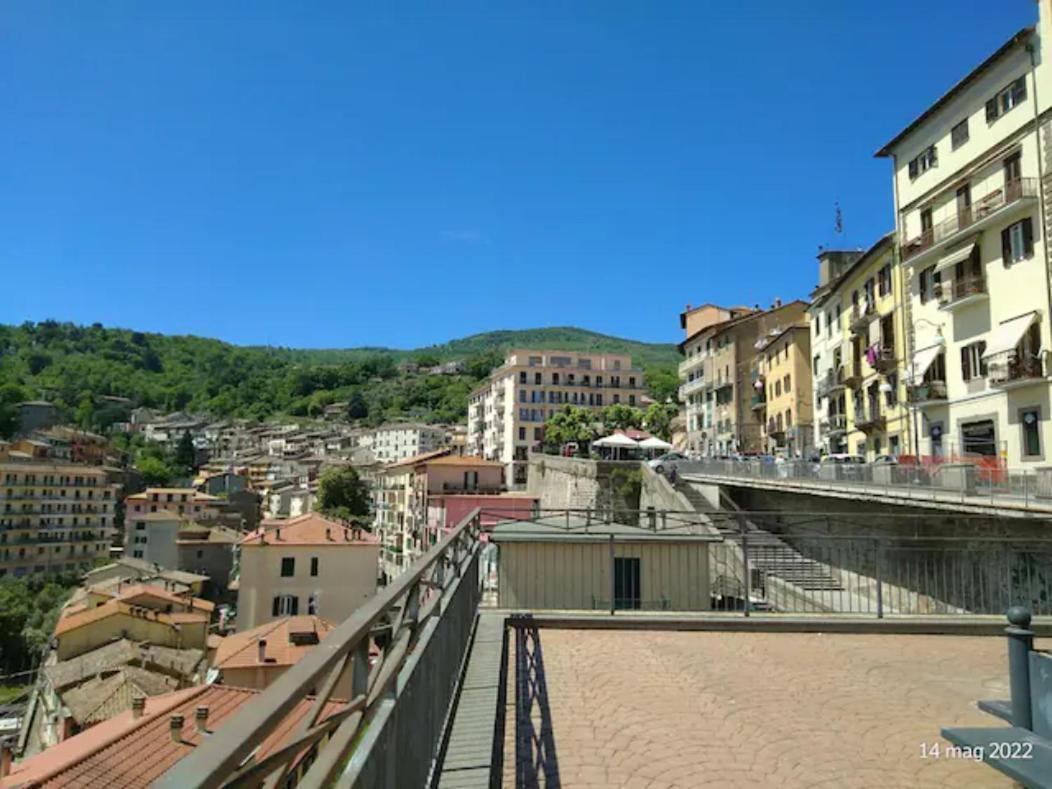 Alloggio Viola Nel Cuore Di Soriano Soriano nel Cimino Exterior photo